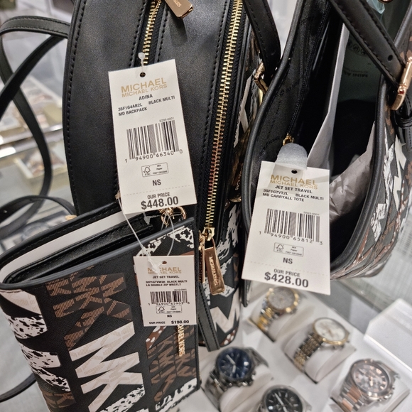 Michael Kors 3 Piece Bundle - Picture 16 of 16